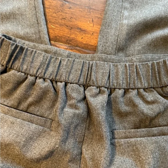 Women’s Banana Republic Hayden Tapered Pant in Heathered Charcoal- Size 2 - Picture 10 of 15